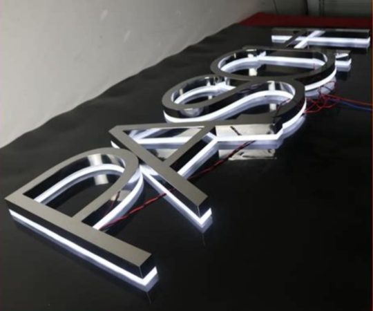 silver-ss-letter-with-led